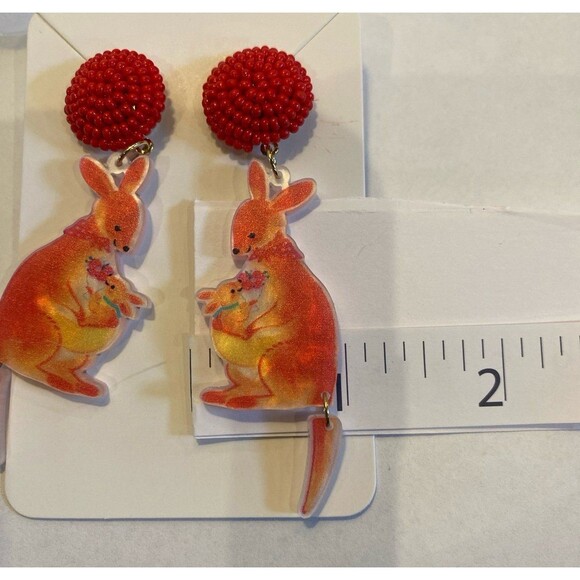 Earrings Kangaroo & Joey Stud Orange Moving Tail Whimsical Statement Unique - Picture 6 of 7